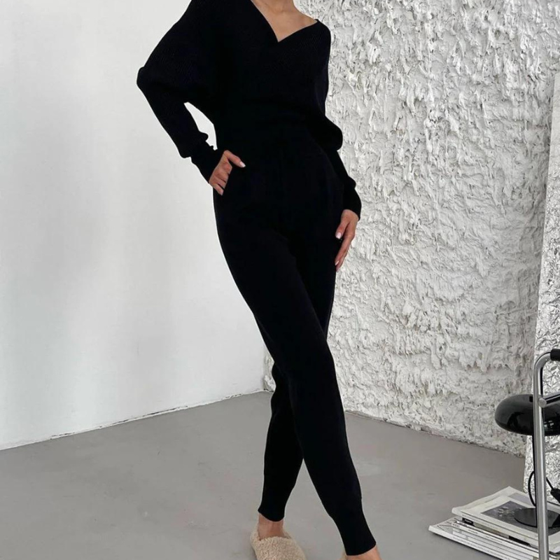 Adriana - Zweiteiliges Strickset für Frauen