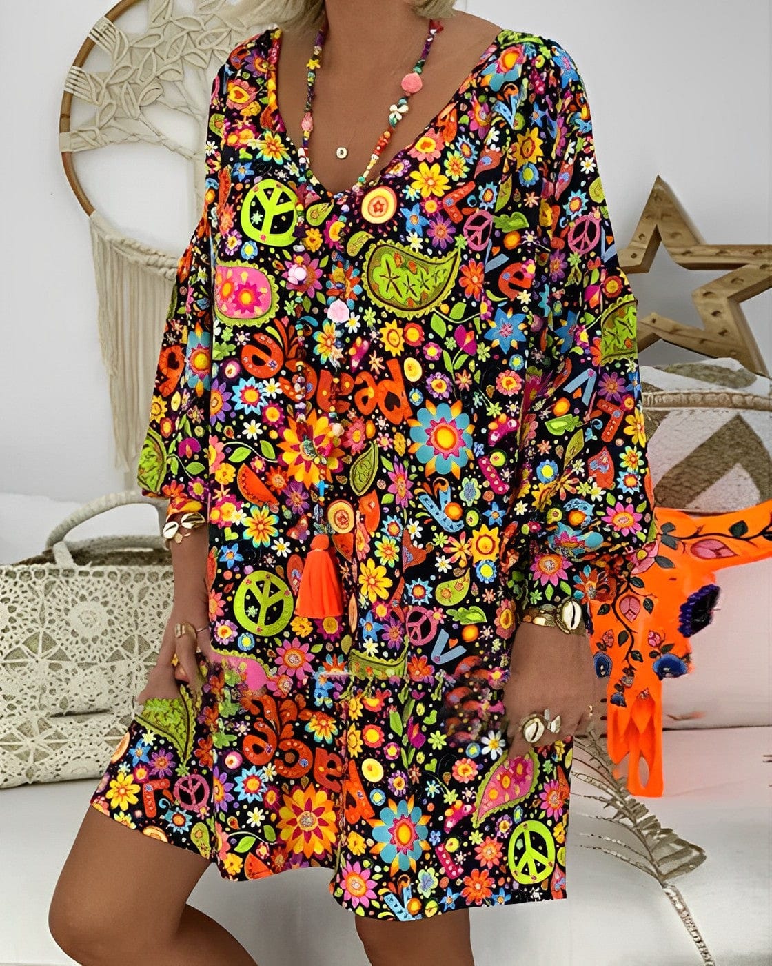 - Stilvolles mehrfarbiges Kleid