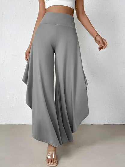 Weite Hose mit asymmetrischem Hemd