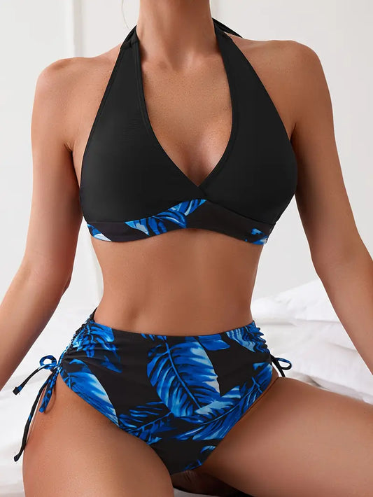 Stylischer Neckholder-Bikini mit tropischem Blatt-Print