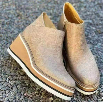 Plateaustiefel und Plateausohle mit Gummiband - Slip-On-Komfort