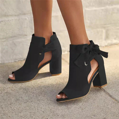Sandalen mit hohen Absätzen - Kristin