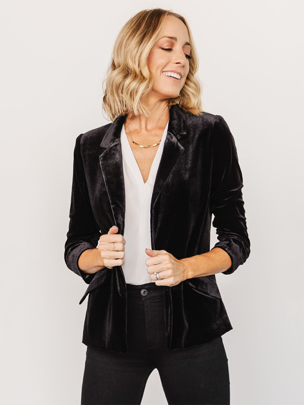 Damenblazer aus Samt mit Taschen