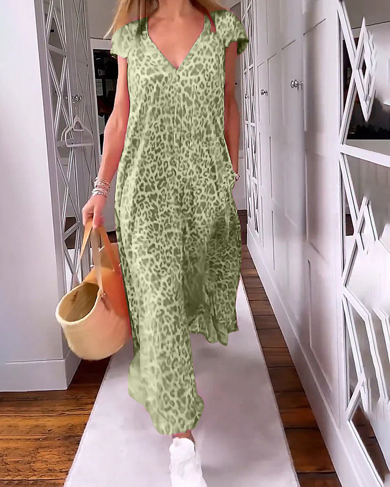 Buntes Sommerkleid mit V-Ausschnitt und kurzen Ärmeln
