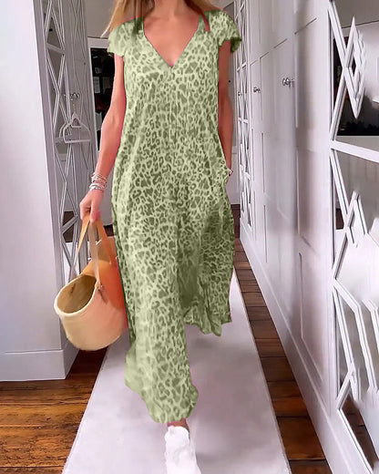 Buntes Sommerkleid mit V-Ausschnitt und kurzen Ärmeln