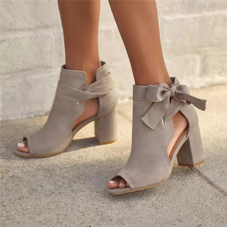 Sandalen mit hohen Absätzen - Kristin