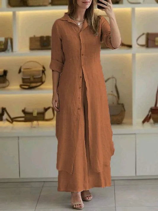 Langes Ensemble mit geknöpftem langärmeligem Maxihemd und fließender Hose