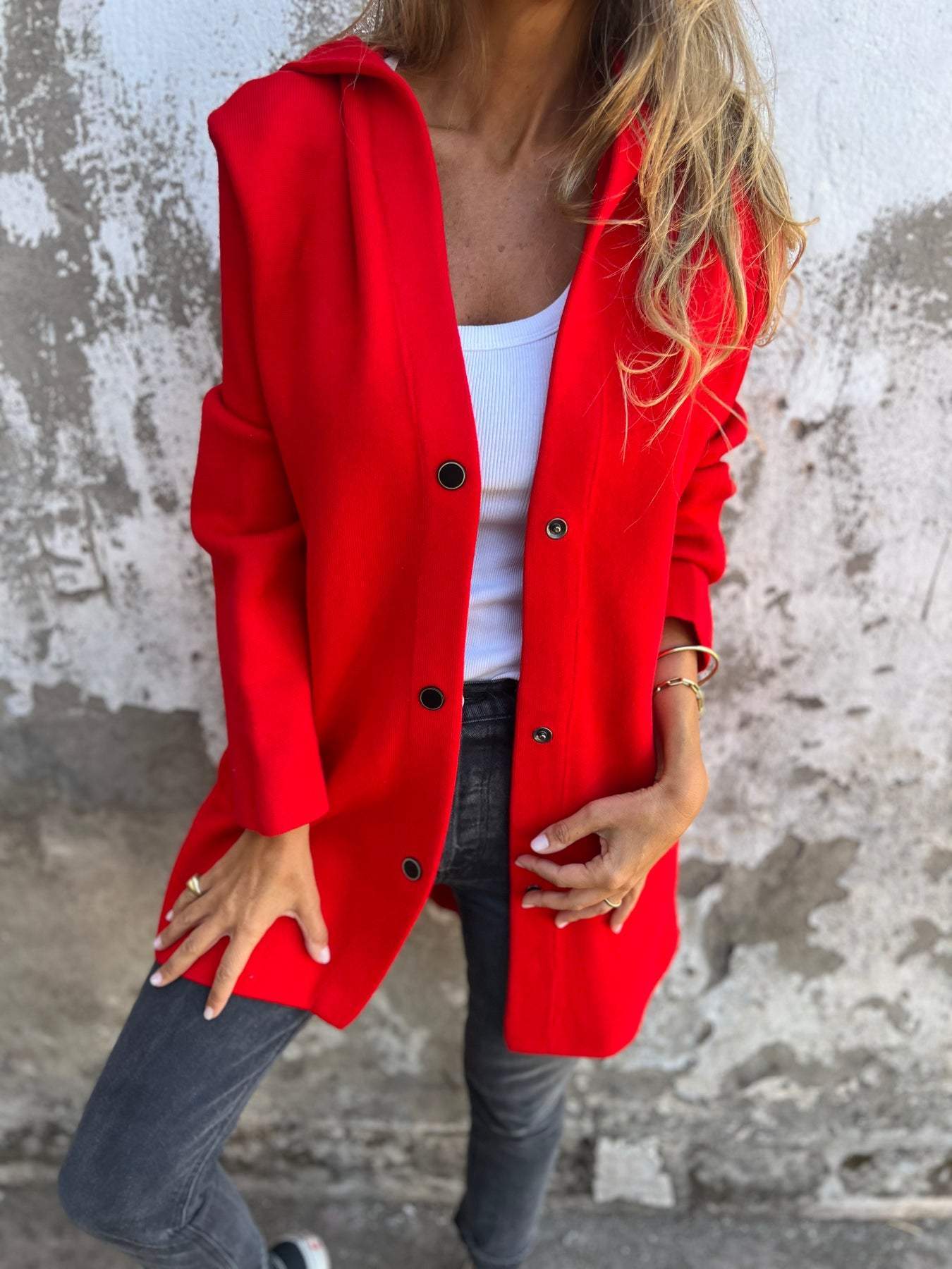 Ella | Lässige Kapuzenjacke mit einreihiger Knopfleiste