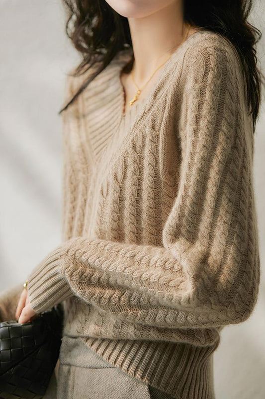 Maly Strickpullover mit V-Ausschnitt