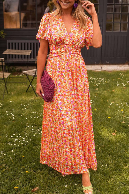Elegantes langes Kleid mit Blumenprint und fließendem Design