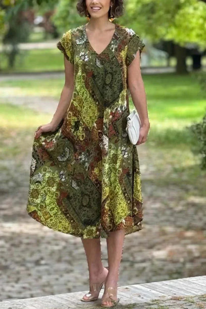 Einfaches und fließendes Kleid