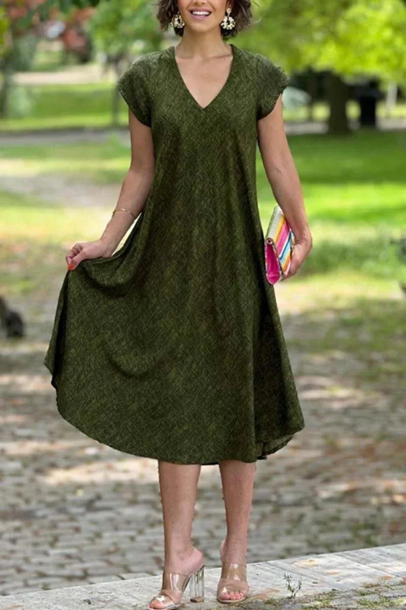 Einfaches und fließendes Kleid