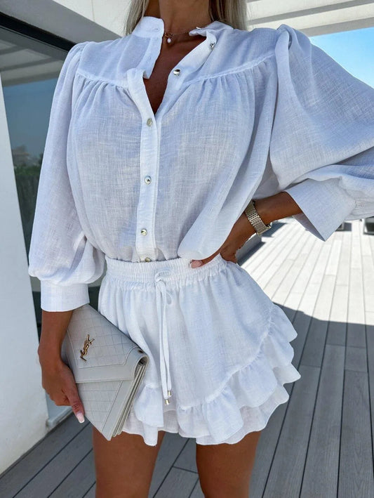 Bluse und kurze Hose - Flirty - Elegante langärmelige Bluse und kurze Hose - Perfekt für Strand oder Terrasse
