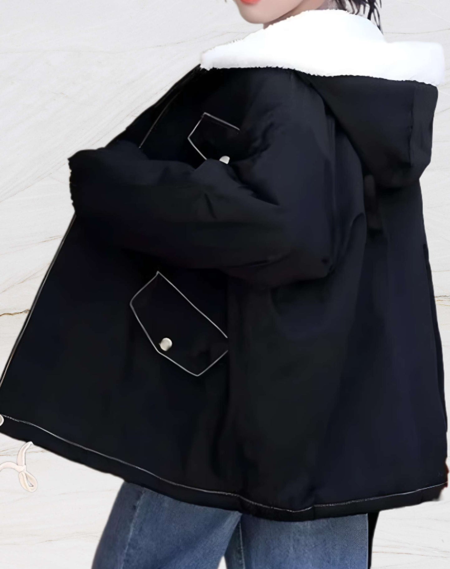 Damenjacke mit Fleecefutter und Kapuze