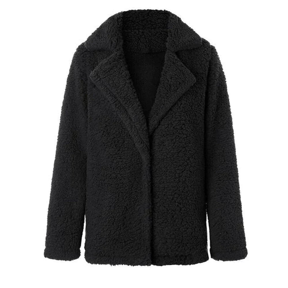 Maria Teddy Mantel | Warm & Gemütlich