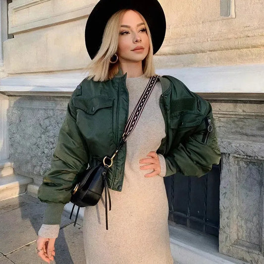 Grüne Damen-Bomberjacke mit Taschen
