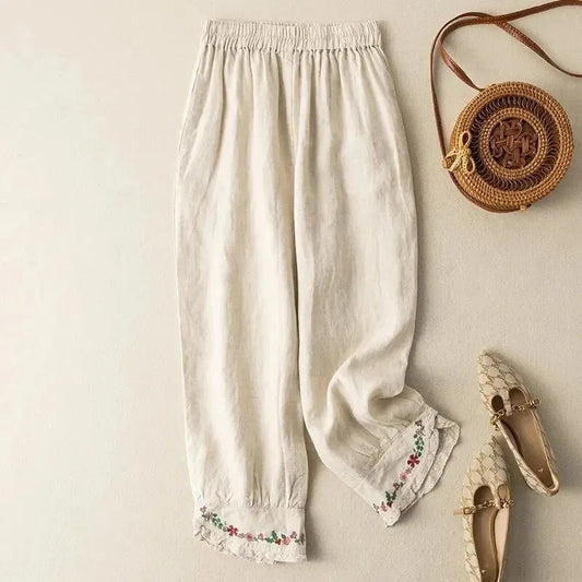 Retro-Hosen im Ethno-Stil