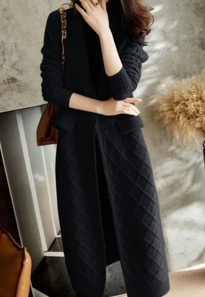 Amara - Lange Strickjacke für Frauen