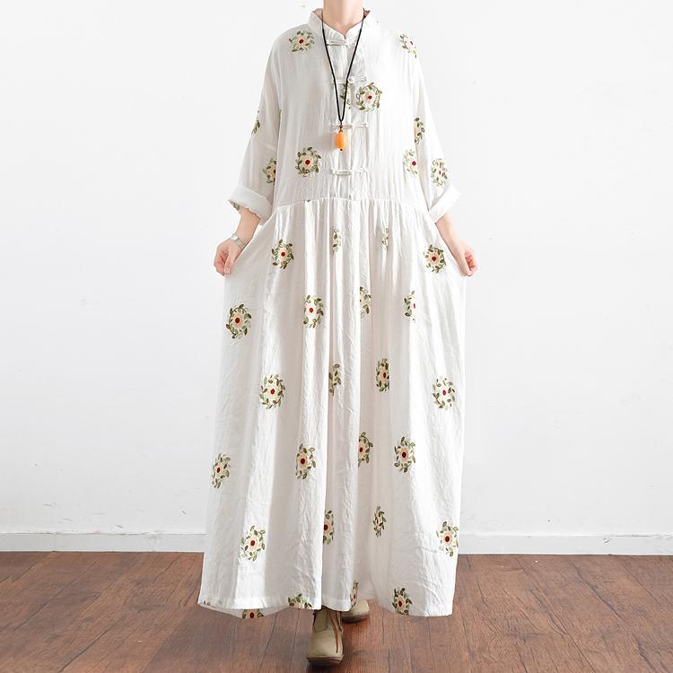 Cassy - Sommerkleid in Chinoiserie mit Blumen