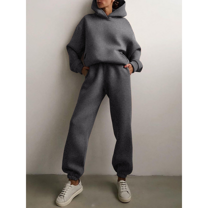 Warmer Jogginganzug