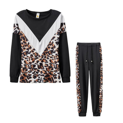 StylishLeopard™: Stilvoller Jaguar-Anzug für Frauen