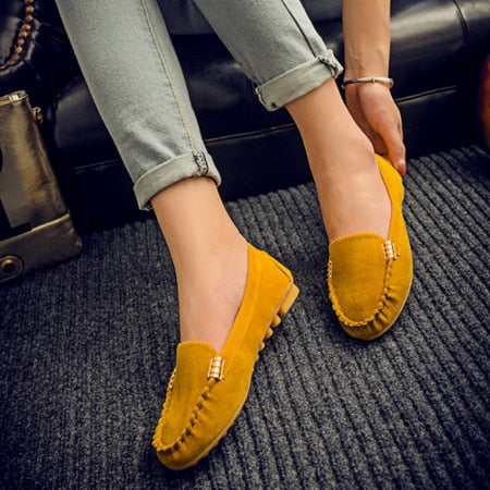 Slip-On Loafers aus Wildlederimitat
