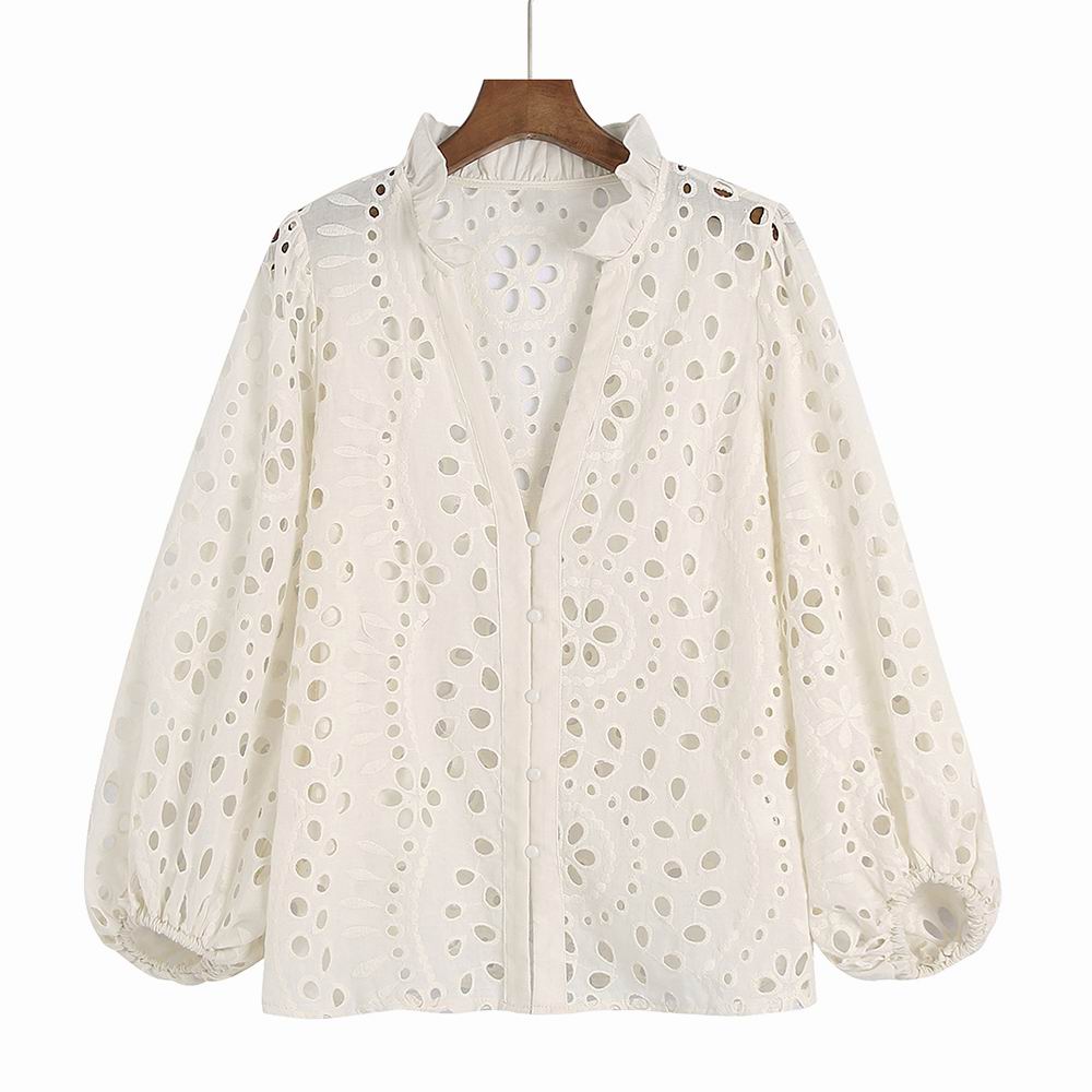 Lety - Damenbluse mit Ausschnitten