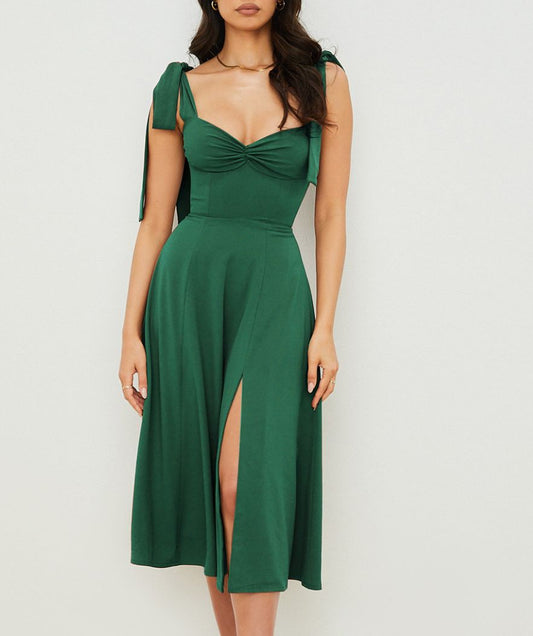 Elegantes Kleid im Korsettstil mit verstellbaren Trägern
