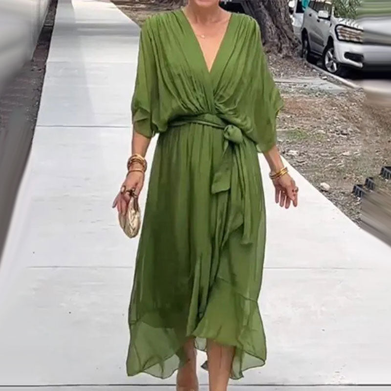 Elegantes fließendes Kleid