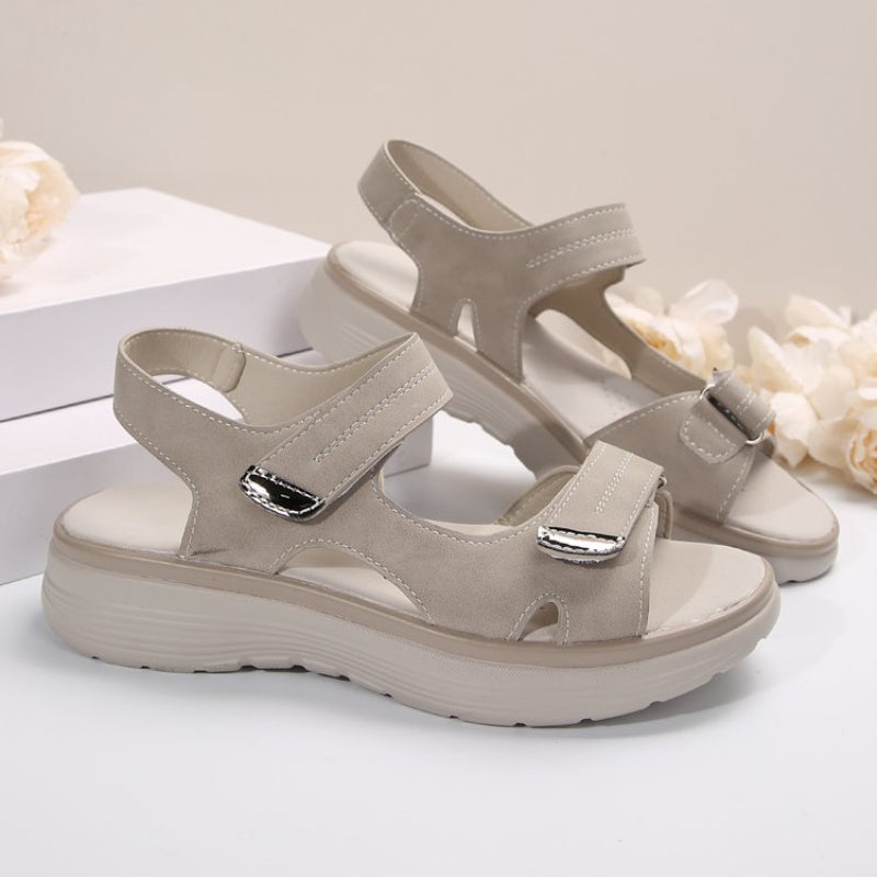 Delfina - Trendige Riemchensandalen für Frauen
