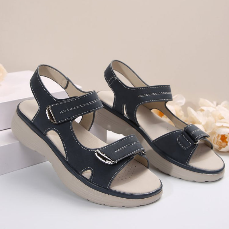 Delfina - Trendige Riemchensandalen für Frauen