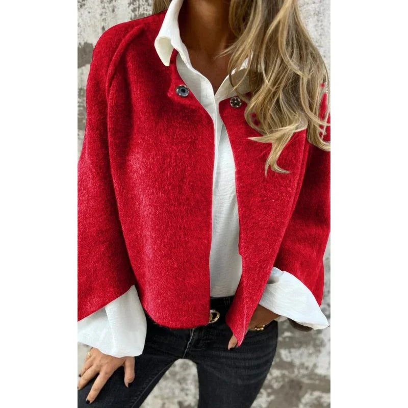 – Stilvolle mittellange Jacke
