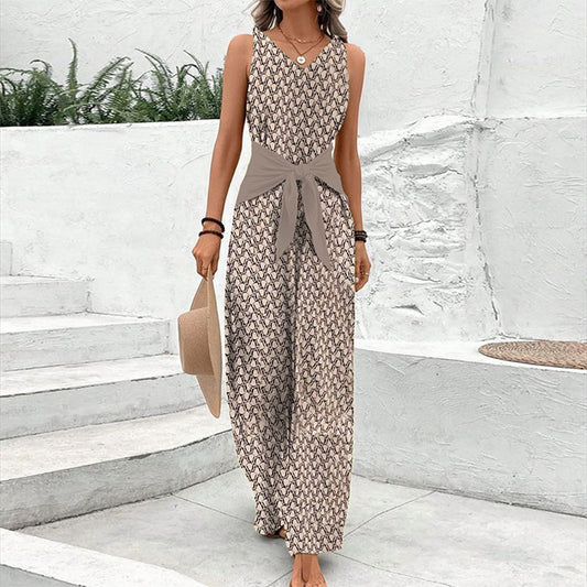 Via - Ärmelloser Jumpsuit mit Rundhalsausschnitt