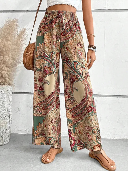 Hose mit Digitaldruck und hoher Taille