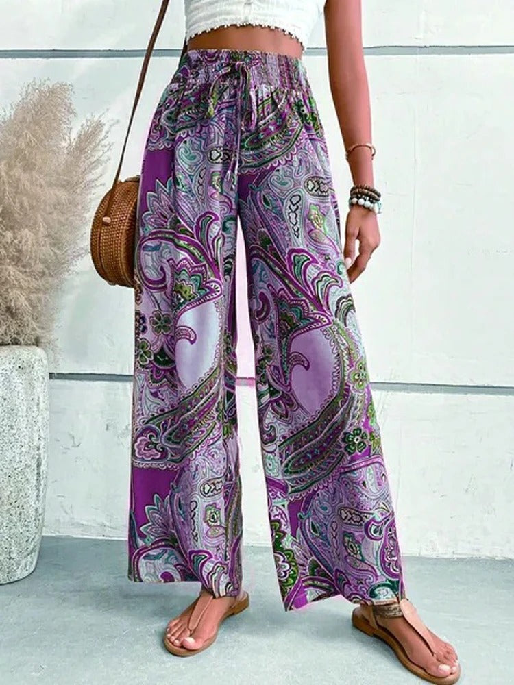 Hose mit Digitaldruck und hoher Taille