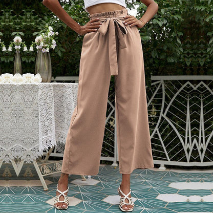 Tasha - Verkürzte Hose mit Gürtel in verschiedenen Farben erhältlich