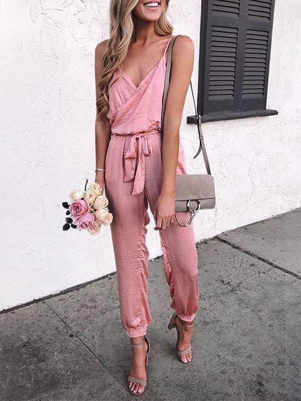 Unifarbener ärmelloser Jumpsuit mit Gürtel
