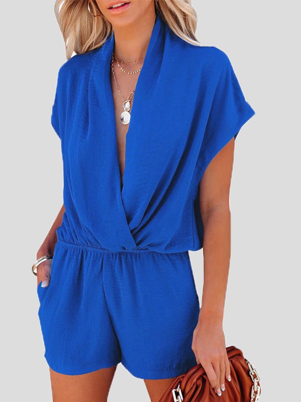 Jumpsuit mit tiefem V-Ausschnitt und überkreuzten Taschen für den Freizeitbereich