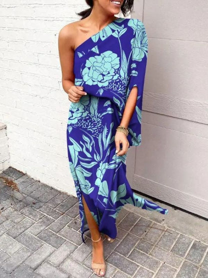 Lockeres Bohemian-Kleid mit schrägen Schultern