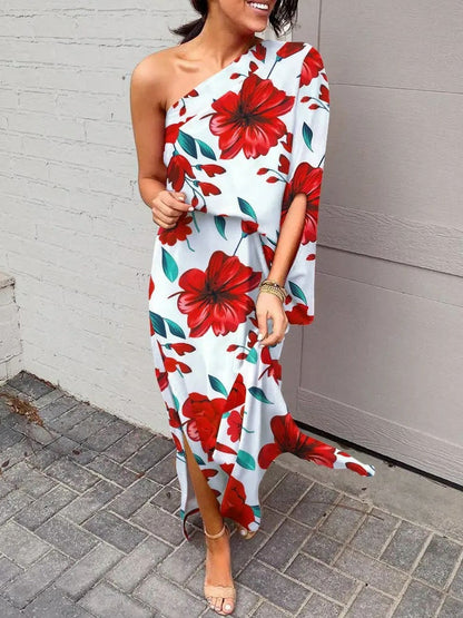Lockeres Bohemian-Kleid mit schrägen Schultern